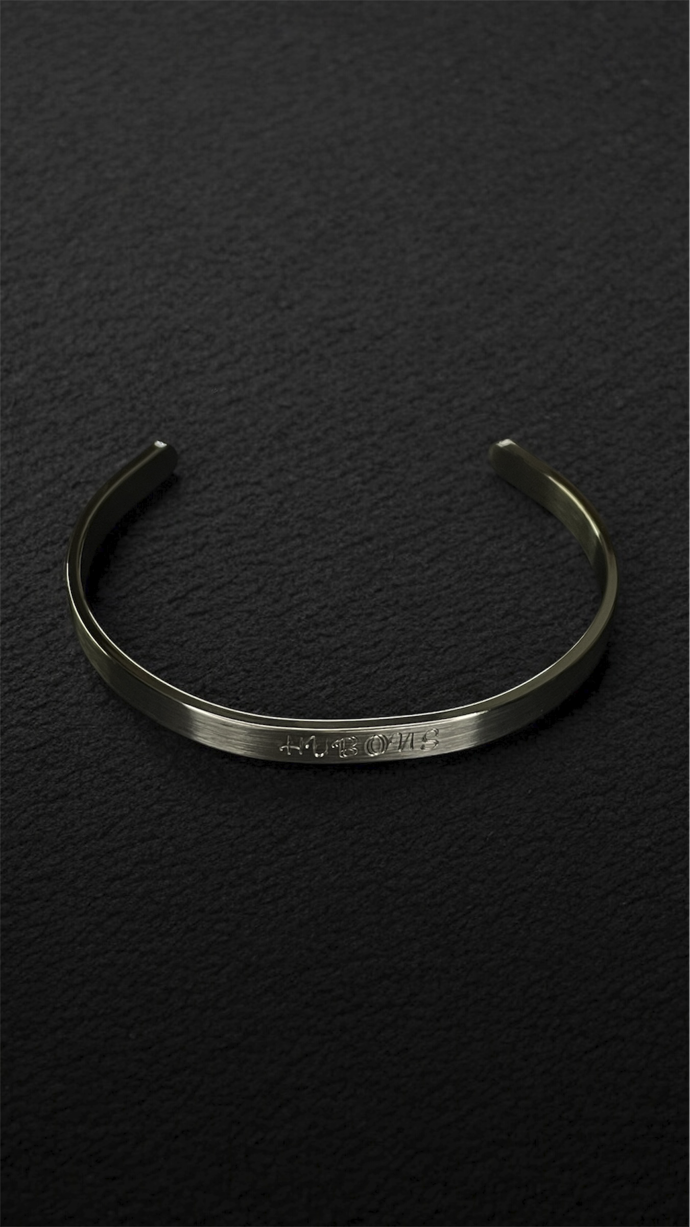 Brazalete Eternal personalizado de acero inoxidable 6mm, (acabado mate) PLATA.