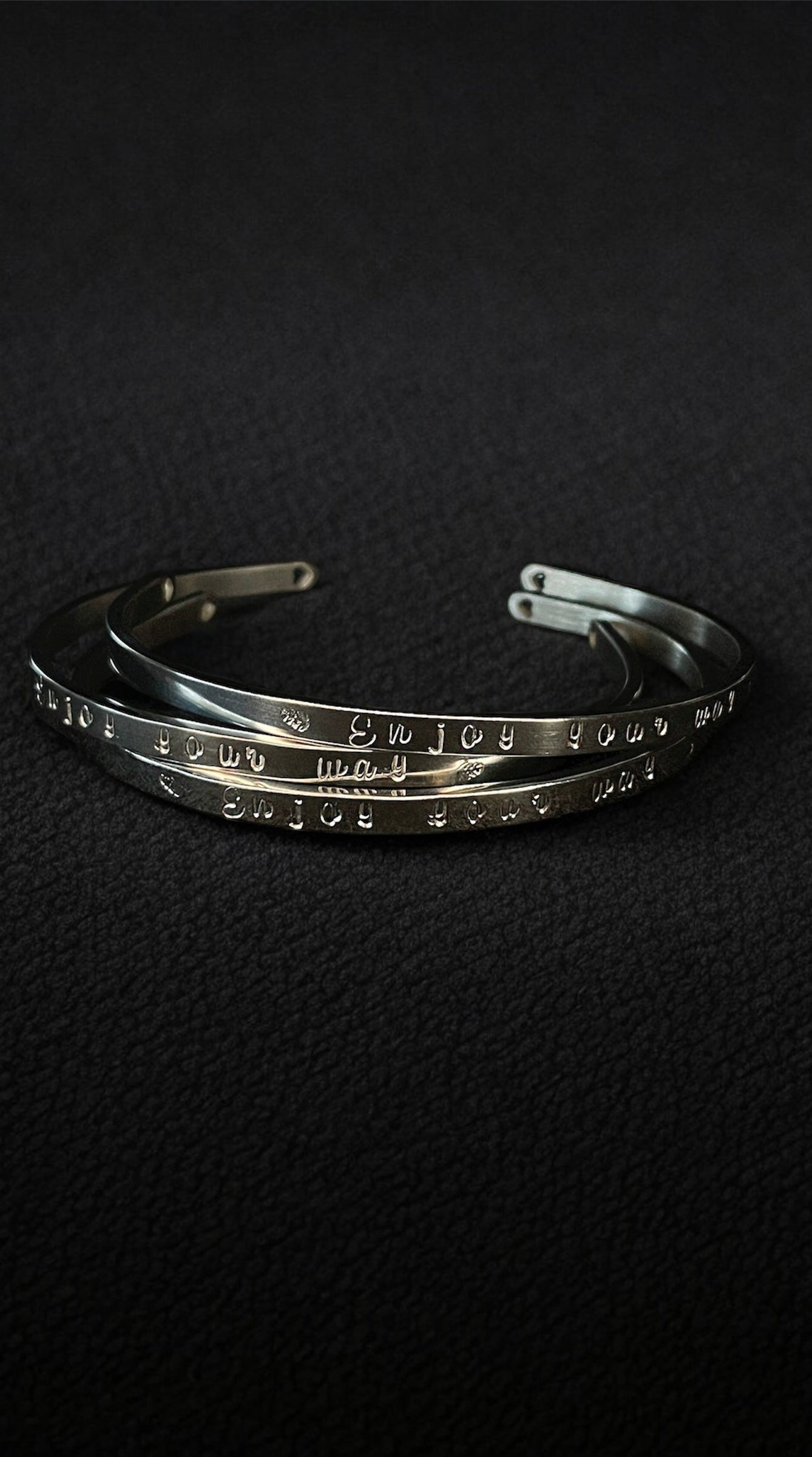Brazaletes Eternal personalizados de acero inoxidable 4mm (pack de 4) o más unidades, (TONOS A ELEGIR).   (EnvÍo GRATIS)